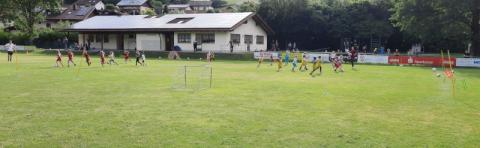 Fußballschnuppertraining am 25.06.2021 auf dem Fußballplatz in Stallwang